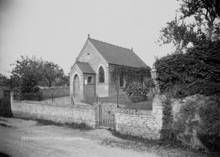 Clungunford Primitive Methodist Chapel  Circa 1910s | Wikipedia