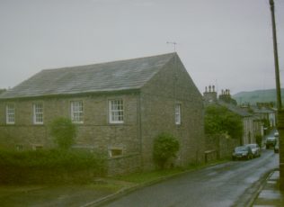 Askrigg Primitive Methoidstchapel | Keith Guyler 2003