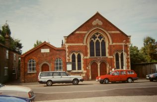 Emneth Primitive Methodist Chapels in 1994: 1854 on the left and 1911 on the right. Emneth Primitive Methodist Chapels in 1994: 1854 on the left and 1911 on the right. | Keith Guyler 1994