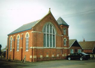 1909 Gipsey Bridge Primitive Methodist chapel 1909 Gipsey Bridge Primitive Methodist chapel | Keith Guyler 1993