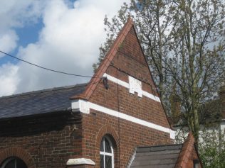 Front roof apex.Unusual?